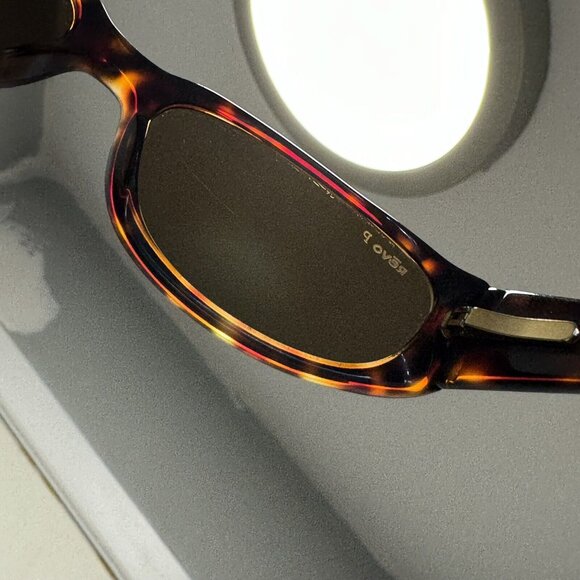 Revo 2506 302/61 Sunglasses H2O Polarized Italy  55 [] 17 - 135  Revo P Tortoise main image 5